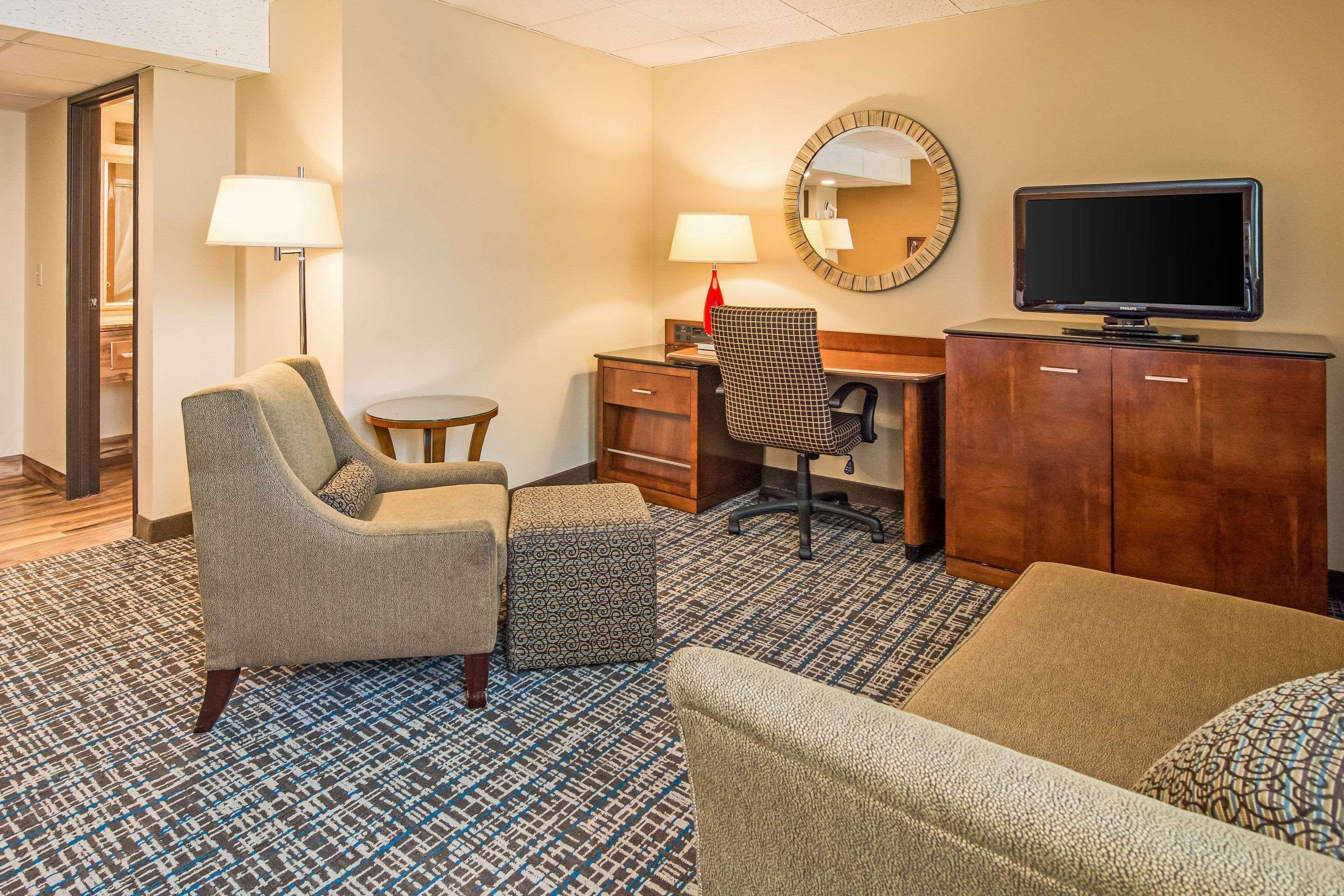 Quality Inn & Suites Virginia Zewnętrze zdjęcie