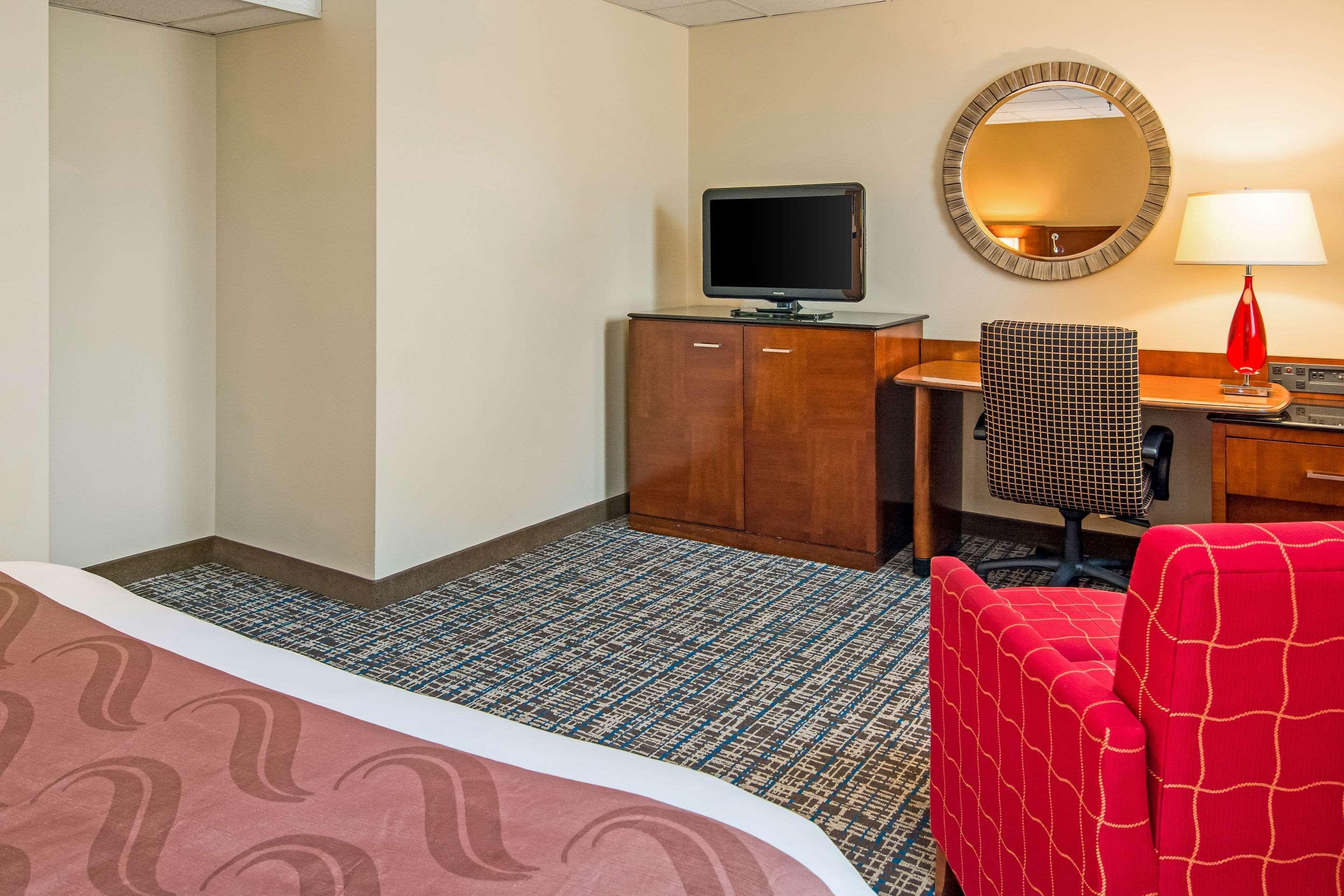 Quality Inn & Suites Virginia Zewnętrze zdjęcie